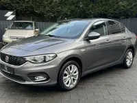 Usado Fiat Tipo Lounge 120 CV (88 kW) 2016 Gris Berlina