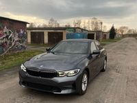 gebraucht BMW 320 i LIMOUSINE (2018-2019), Mineralgrau Metallic