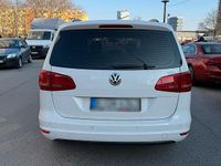 Gebraucht VW Sharan 190 PS (139 kW) 2011 Weiß Van / Kleinbus
