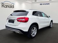 Gebraucht Mercedes GLA220 177 PS (130 kW) 2015 Calcitweiss  unilack SUV