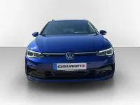 Gebraucht VW Golf VIII R-line 150 PS (110 kW) 2023 Lapiz blue metallic Kombi