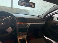 Gebraucht Opel Astra 150 PS (110 kW) 2005 Grau Limousine