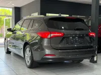 Gebraucht Ford Focus Cool & Connect 120 PS (88 kW) 2019 Grau Kombi