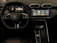 Neu MG ZS Luxury 197 PS (144 kW) 2025 Schwarz SUV