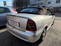 Gebraucht Opel Astra Cabriolet Edition 125 PS (91 kW) 2004 Silber Cabrio