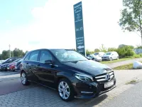 Gebraucht Mercedes B180 122 PS (89 kW) 2015 Schwarz Kleinwagen