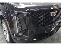 Neu Cadillac Escalade 426 PS (313 kW) 2025 Raven black SUV