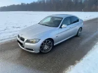 Gebraucht BMW 325 218 PS (160 kW) 2010 Silber Limousine