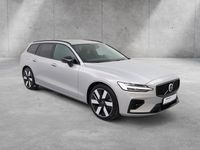 Gebraucht Volvo V60 Plus 455 PS (334 kW) 2025 Silber Kombi