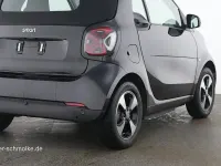 Gebraucht Smart ForTwo Electric Drive Exclusive 60 kW (82 PS) 2024 Bodypanels in black Cabrio