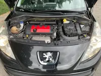 Gebraucht Peugeot 207 Style 95 PS (69 kW) 2011 Schwarz Limousine