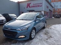 Gebraucht Hyundai i20 GO! 75 PS (55 kW) 2017 Blau Kleinwagen