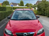 Gebraucht Mazda 2 85 PS (62 kW) 2003 Rot Kleinwagen