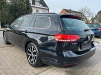 Gebraucht VW Passat Comfortline 150 PS (110 kW) 2015 Schwarz Kombi