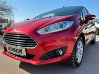 Gebraucht Ford Fiesta Titanium 101 PS (74 kW) 2016 Rot Limousine