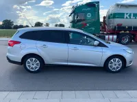 Gebraucht Ford Focus Trend 120 PS (88 kW) 2016 Grau Limousine