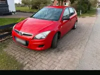 Gebraucht Hyundai i30 109 PS (80 kW) 2010 Rot Kleinwagen