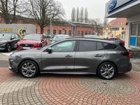 Gebraucht Ford Focus ST-Line X 155 PS (114 kW) 2024 Grau Kombi