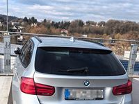 Gebraucht BMW 318 150 PS (110 kW) 2019 Silber Kombi