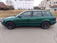 Gebraucht Audi A4 125 PS (91 kW) 1998 Grün Kombi