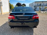 Gebraucht Mercedes E350 211 PS (155 kW) 2010 Schwarz Limousine