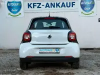 Gebraucht Smart ForFour Basis 71 PS (52 kW) 2019 Weiß Kleinwagen
