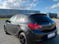 Gebraucht Opel Astra Design Edition 87 PS (63 kW) 2011 Schwarz Kleinwagen