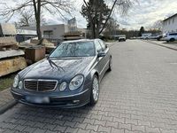 Gebraucht Mercedes E280 Avantgarde 231 PS (169 kW) 2005 Grau Limousine