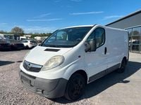 Second-hand Opel Vivaro 114 CP (83 kW) 2012 Alb Monovolum
