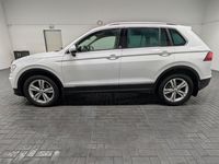 Gebraucht VW Tiguan Sound 150 PS (110 kW) 2017 Weiß (purweiss) SUV