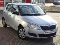 Gebraucht Skoda Fabia Active 60 PS (44 kW) 2012 Silber Limousine