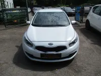 Gebraucht Kia Ceed Attract 99 PS (72 kW) 2015 (wd) carraraweiss Kleinwagen