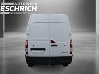 Gebraucht Renault Master 135 PS (99 kW) 2022 Weiß Van / Kleinbus