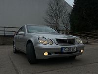 Gebraucht Mercedes C240 Elegance 170 PS (125 kW) 2000 Silber Limousine