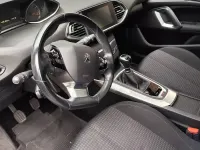 Gebraucht Peugeot 308 Style 110 PS (80 kW) 2019 Weiß Limousine