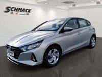 Gebraucht Hyundai i20 Select 84 PS (61 kW) 2021 Silber Limousine