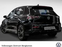 Gebraucht VW Golf VIII R-line 150 PS (110 kW) 2026 Schwarz Limousine