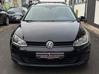 Gebraucht VW Golf VII Trendline 110 PS (80 kW) 2016 Schwarz Kombi