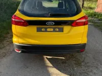 Usata Ford Focus 95 CV (69 kW) 2016 Giallo Station wagon