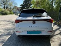 Second-hand Cupra Leon 150 CP (110 kW) 2024 Alb Berlinǎ