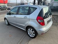 Gebraucht Mercedes A160 95 PS (69 kW) 2011 Silber Limousine