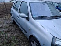 Gebraucht Renault Clio II 98 PS (72 kW) 2003 Silber Kleinwagen