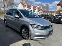 Gebraucht VW Touran Trendline 110 PS (80 kW) 2017 Silber Van / Kleinbus