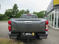 Gebraucht Isuzu D-Max 163 PS (119 kW) 2022 Grau Pickup