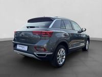 Gebraucht VW T-Roc Style 110 PS (80 kW) 2023 Grau SUV