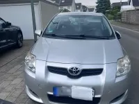 Gebraucht Toyota Auris 124 PS (91 kW) 2008 Grau Kleinwagen