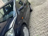 Gebraucht Ford Fiesta 110 PS (80 kW) 2007 Blau Kleinwagen