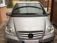 Gebraucht Mercedes A180 Avantgarde 116 PS (85 kW) 2010 Silber Limousine