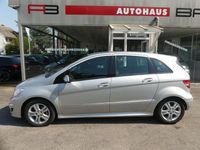 Gebraucht Mercedes B180 109 PS (80 kW) 2008 Silber Van / Kleinbus
