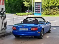 Gebraucht Mazda MX5 115 PS (84 kW) 2003 Blau Cabrio